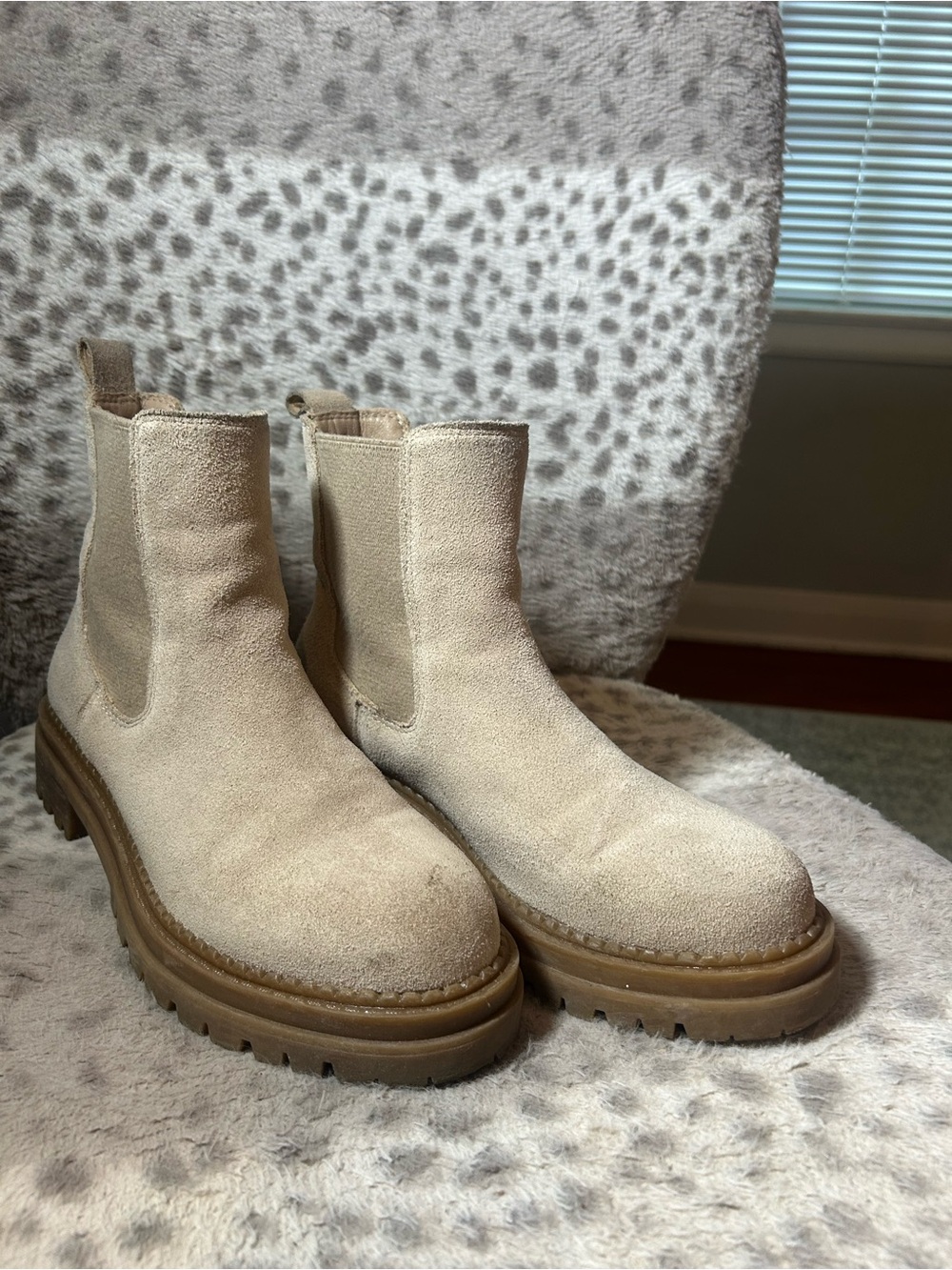 Steve Madden Beige Suede Chelsea Lug Booties